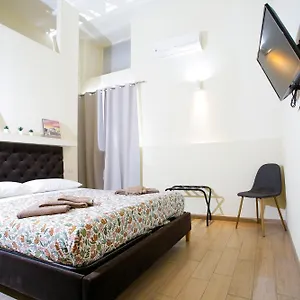 Vicoletto Toledo Napoli