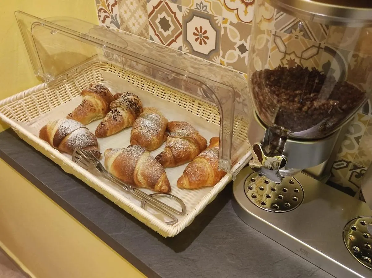 B&B Del Corso Naples Bed & Breakfast
